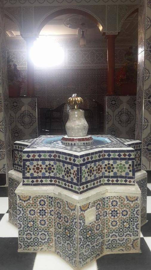 ホテル La Paillade Oulad Barrehil エクステリア 写真